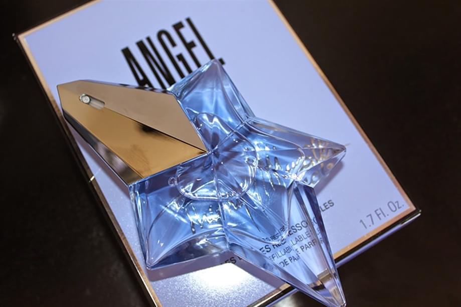 image Profilati Alluminio pour « Angel », le parfum féminin de Thierry Mugler
