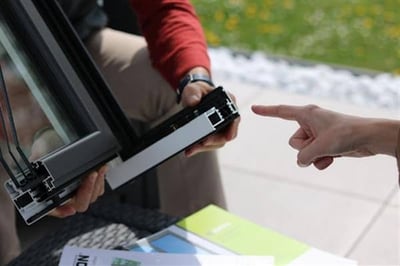 profili alluminio per porte esterne