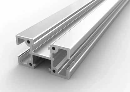 Profilés en alu laqué blanc sur mesure